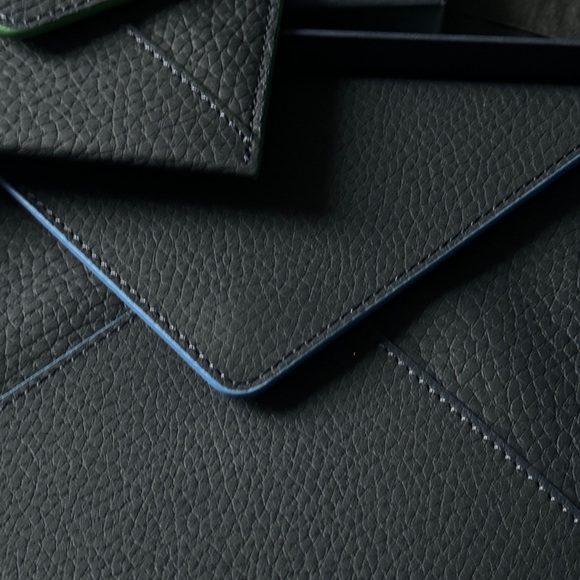 Piaget brand new envelope wallet - Picture 7 of 10